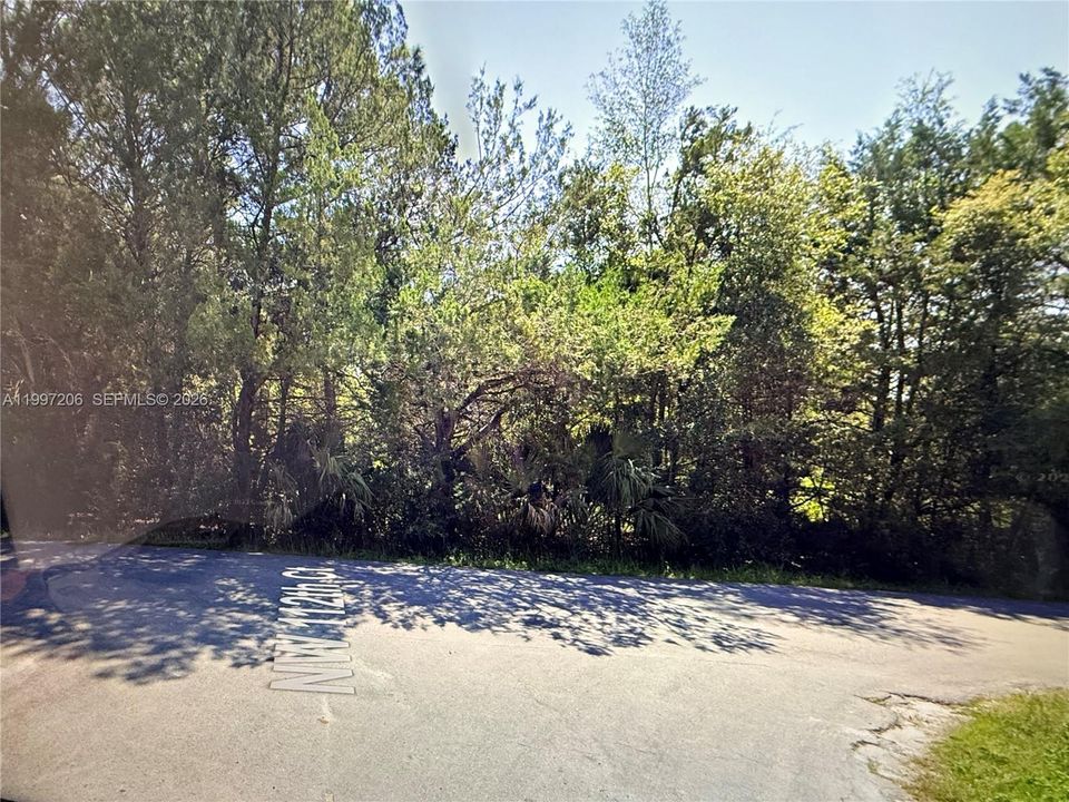 待售: $27,500 (0.23 acres)