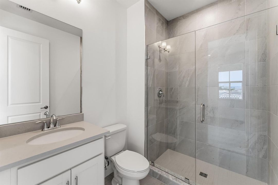 US_SEF_SEASIDE_LOT 223_BATH 4