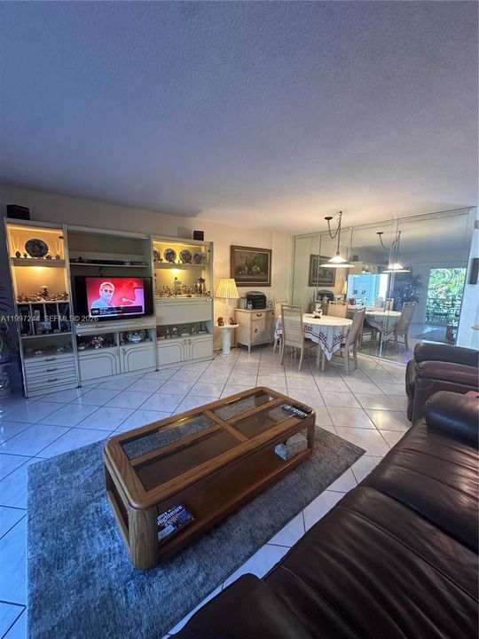 En Venta: $145,000 (1 camas, 1 baños, 785 Pies cuadrados)