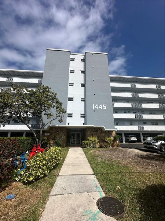 En Venta: $145,000 (1 camas, 1 baños, 785 Pies cuadrados)