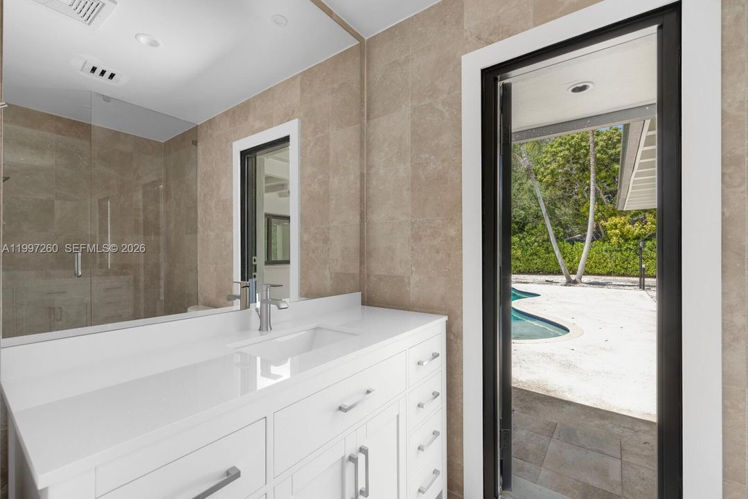 For Sale: $1,299,000 (4 beds, 2 baths, 2164 Square Feet)
