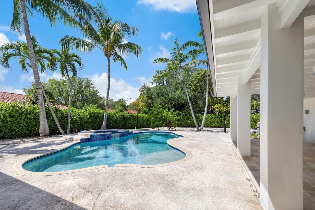 For Sale: $1,299,000 (4 beds, 2 baths, 2164 Square Feet)