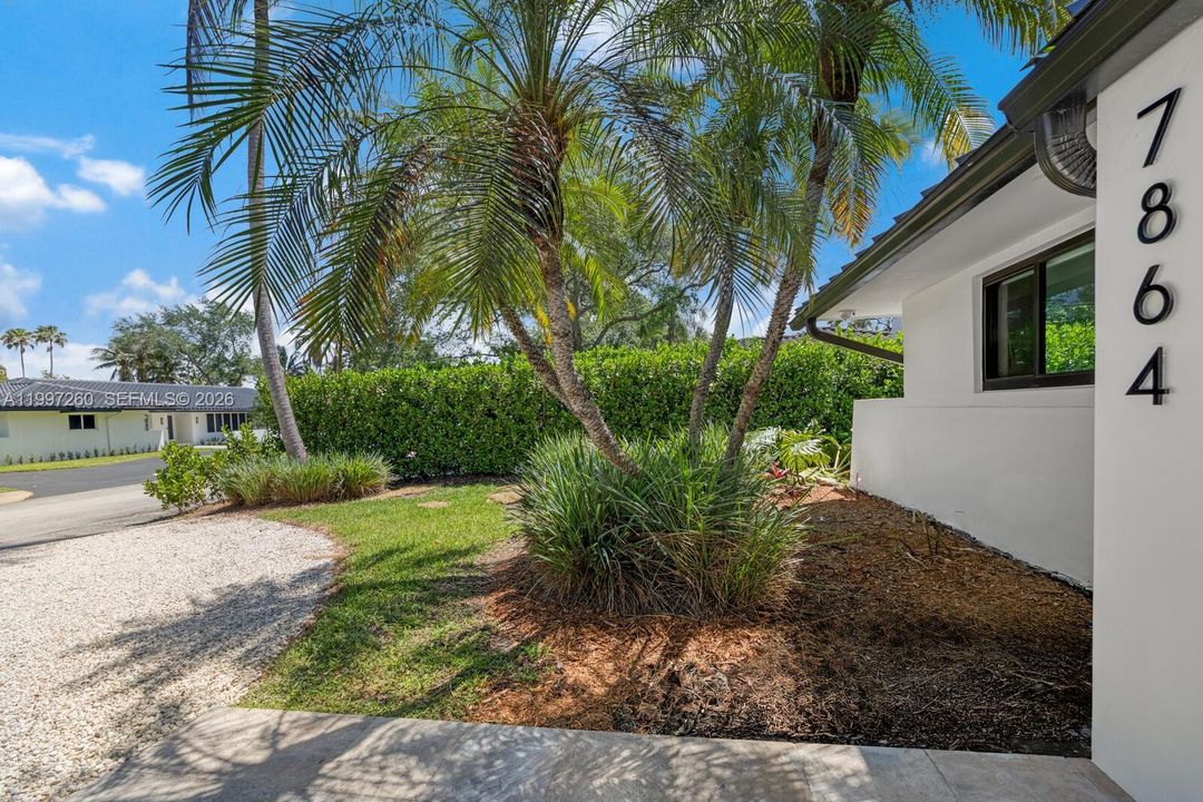 For Sale: $1,299,000 (4 beds, 2 baths, 2164 Square Feet)