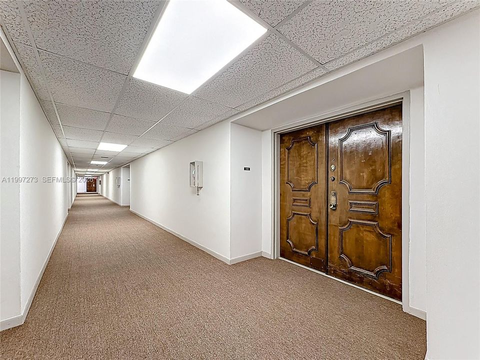 Vendido Recientemente: $254,900 (2 camas, 2 baños, 1170 Pies cuadrados)