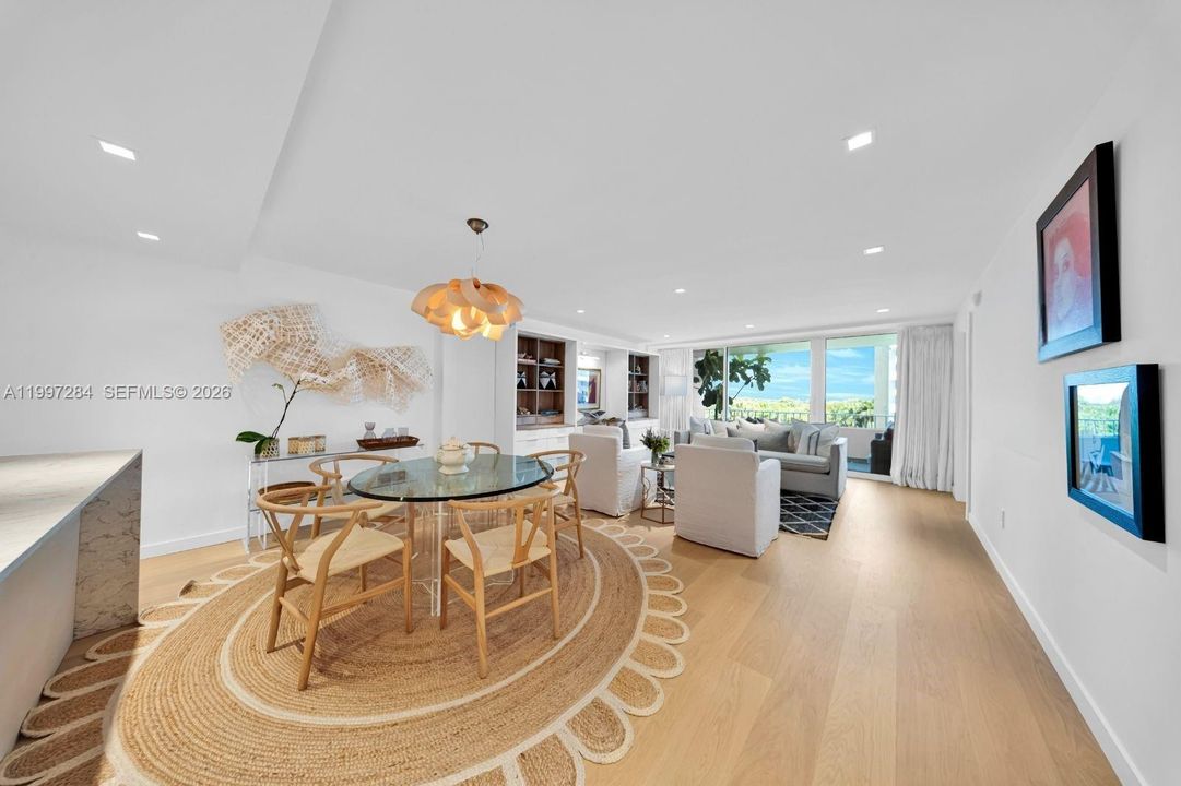 Active With Contract: $5,000 (1 beds, 1 baths, 895 Square Feet)