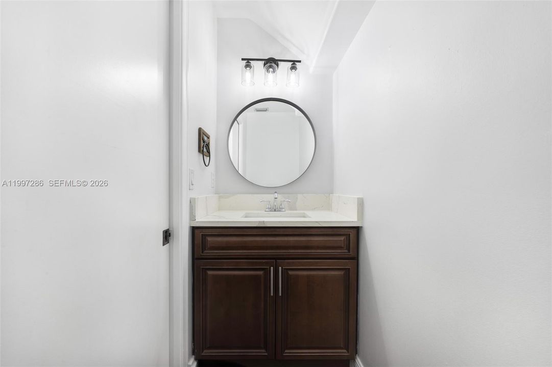 For Rent: $4,000 (3 beds, 2 baths, 2100 Square Feet)