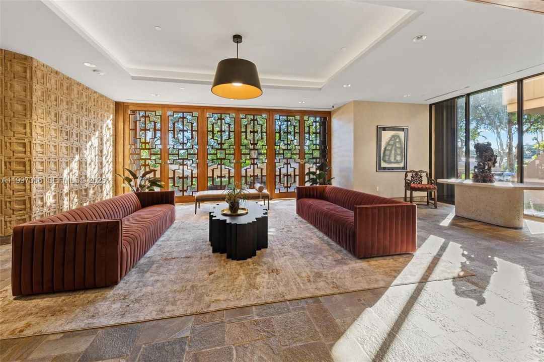 На продажу: $649,000 (2 спален, 2 ванн, 2215 Квадратных фут)