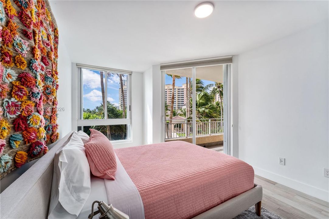 For Sale: $4,550,000 (3 beds, 4 baths, 3084 Square Feet)