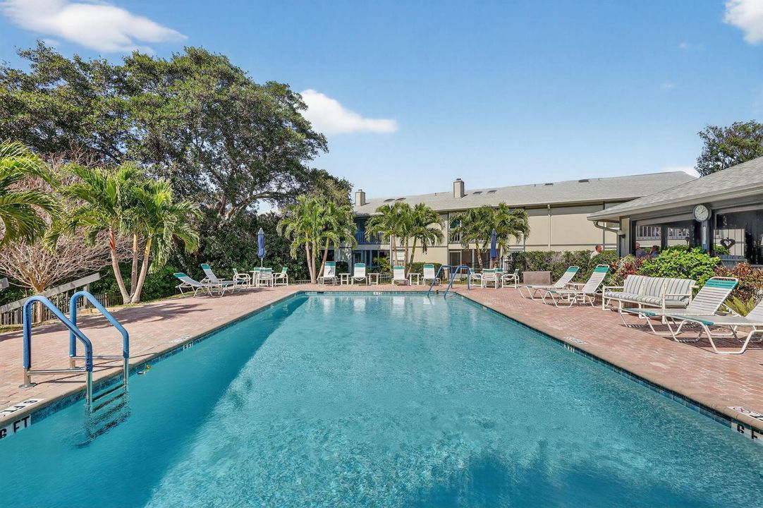 Community pool