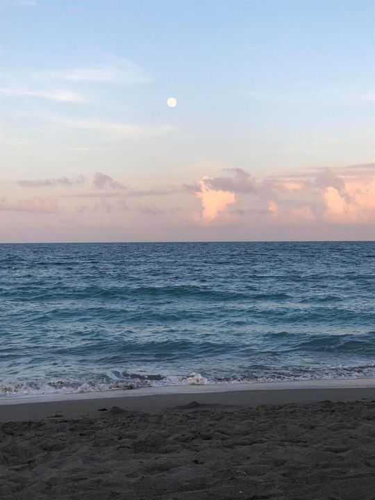 Moonrise at Hobe Sound Beach