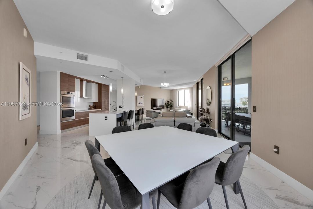For Sale: $2,699,000 (4 beds, 4 baths, 3194 Square Feet)