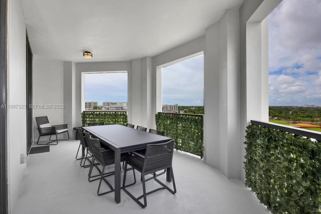 For Sale: $2,699,000 (4 beds, 4 baths, 3194 Square Feet)