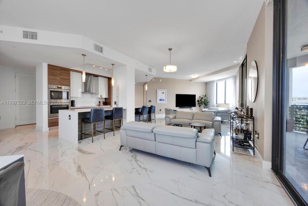 For Sale: $2,699,000 (4 beds, 4 baths, 3194 Square Feet)