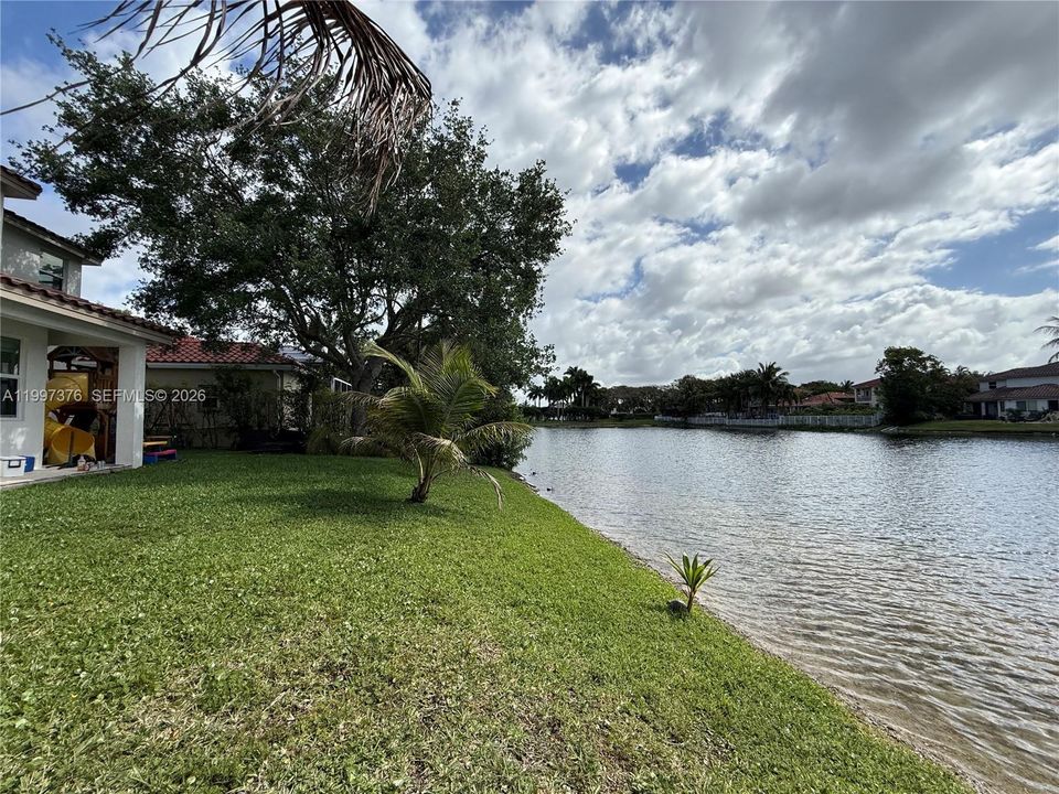 Recently Rented: $6,500 (5 beds, 3 baths, 3670 Square Feet)
