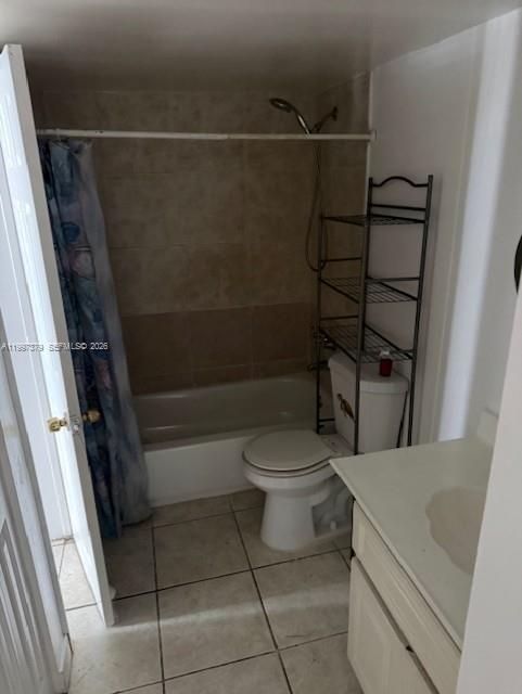 For Sale: $109,999 (1 beds, 1 baths, 826 Square Feet)