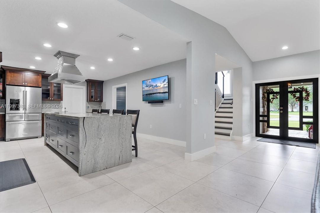 En Venta: $1,950,000 (5 camas, 2 baños, 3188 Pies cuadrados)