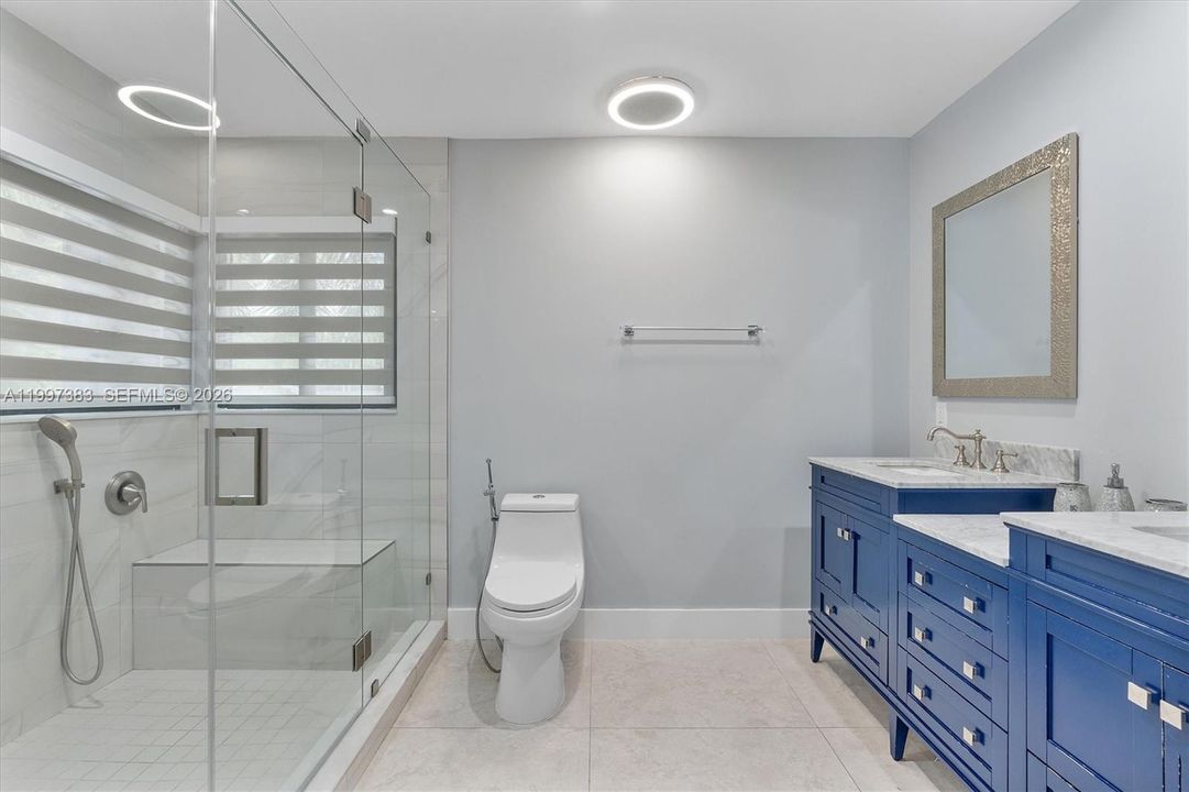 En Venta: $1,950,000 (5 camas, 2 baños, 3188 Pies cuadrados)