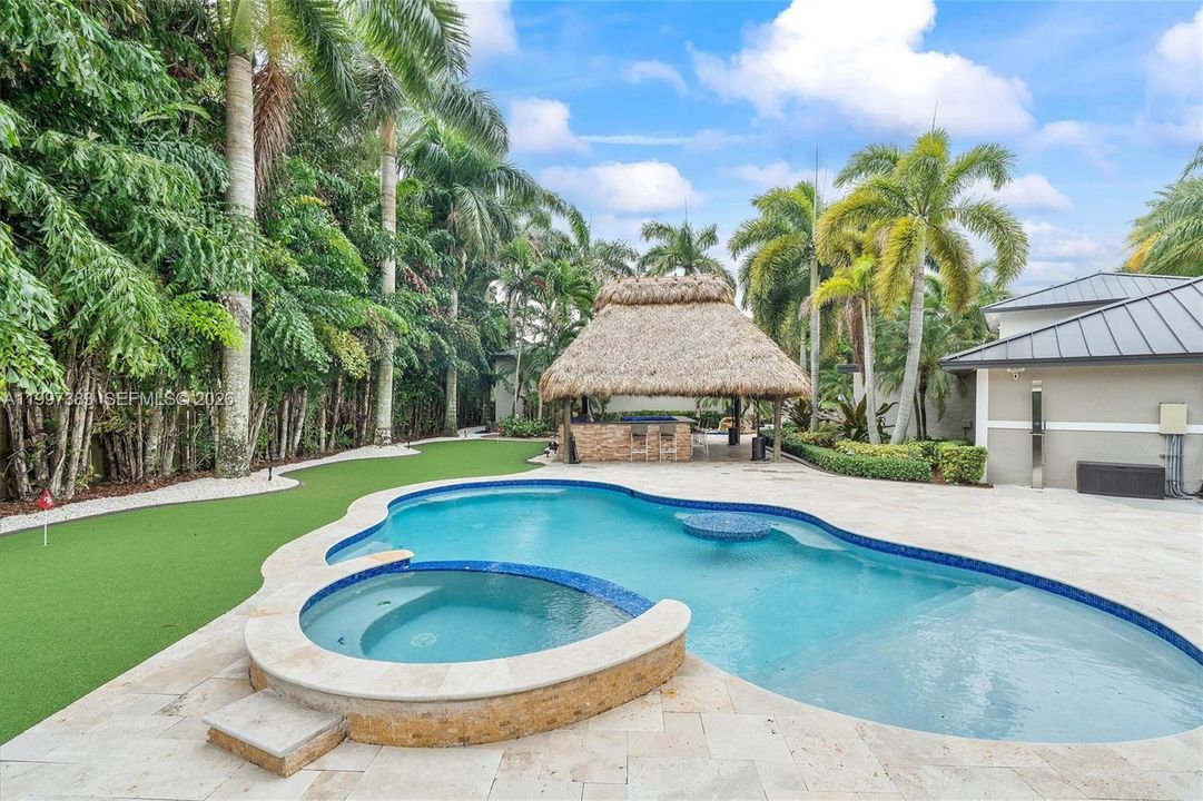 En Venta: $1,950,000 (5 camas, 2 baños, 3188 Pies cuadrados)