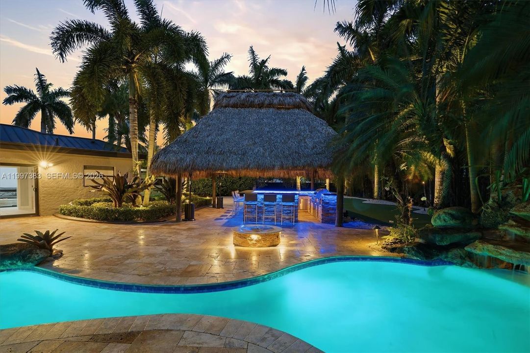 En Venta: $1,950,000 (5 camas, 2 baños, 3188 Pies cuadrados)