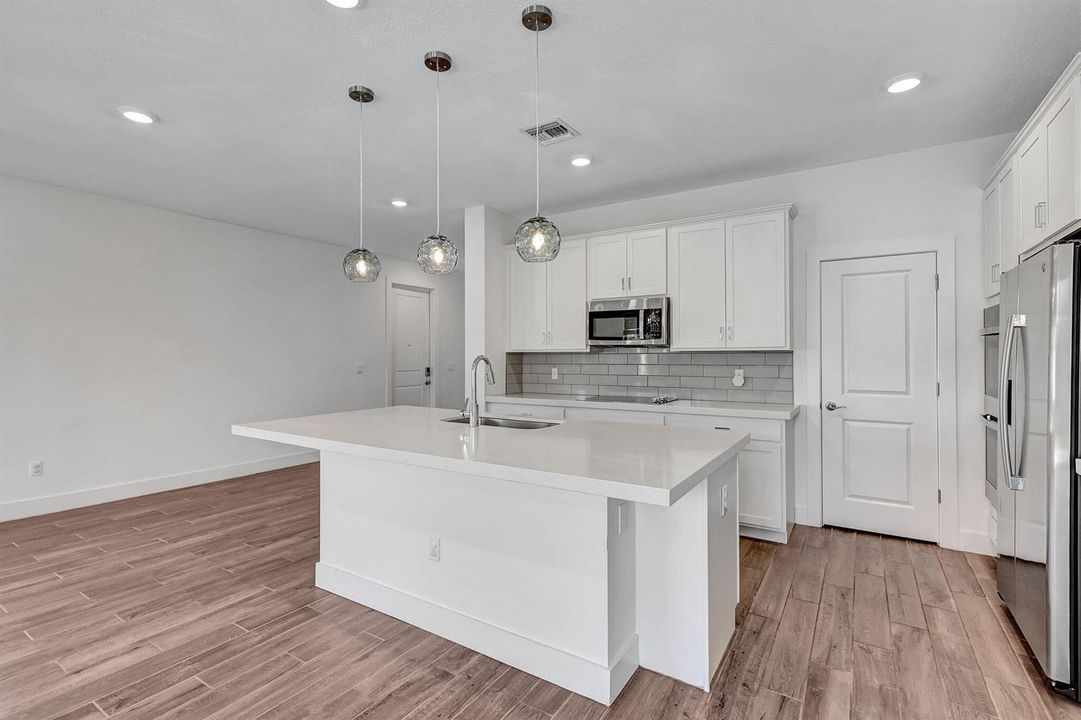 56-web-or-mls-5P1A9463