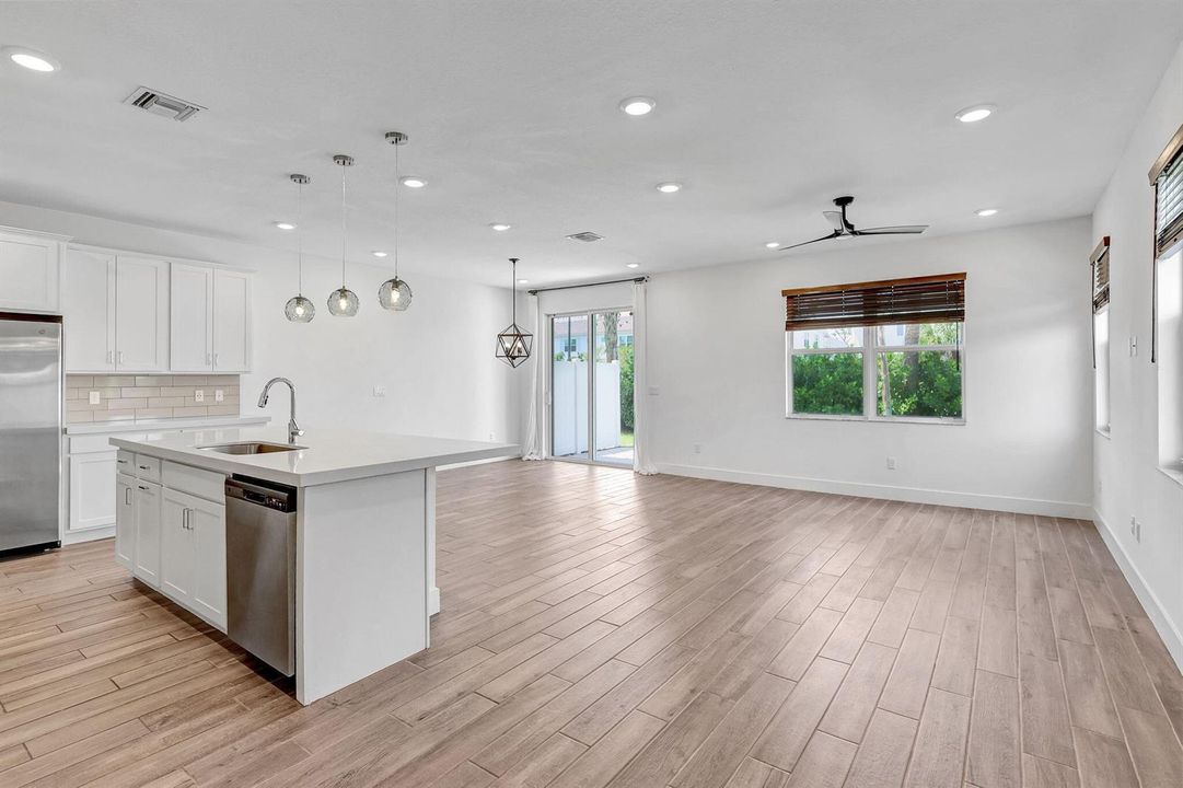 52-web-or-mls-5P1A9438