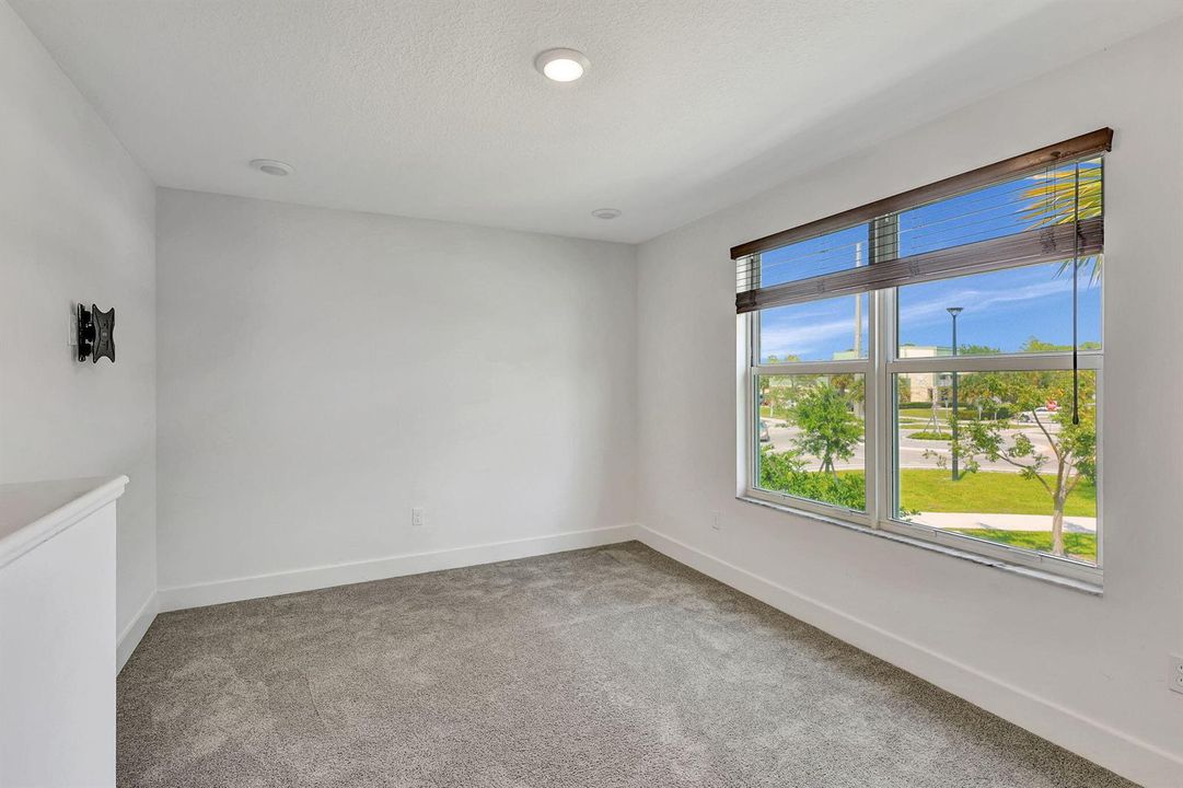 38-web-or-mls-5P1A9603