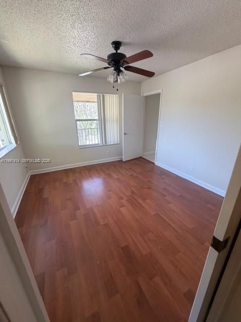 En Venta: $255,500 (2 camas, 2 baños, 965 Pies cuadrados)