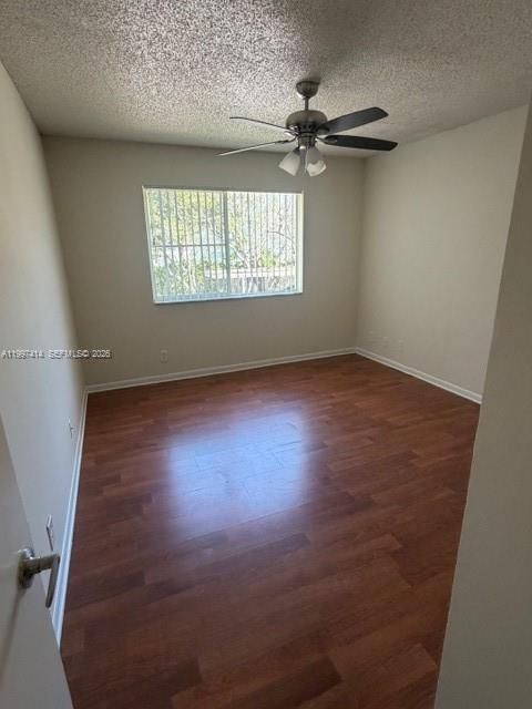 En Venta: $255,500 (2 camas, 2 baños, 965 Pies cuadrados)