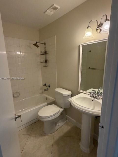 En Venta: $255,500 (2 camas, 2 baños, 965 Pies cuadrados)
