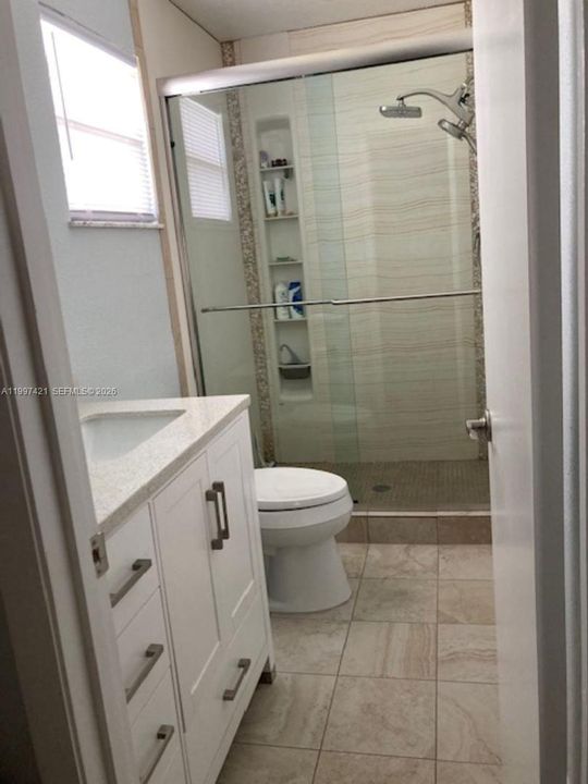 For Sale: $700,000 (3 beds, 2 baths, 1632 Square Feet)
