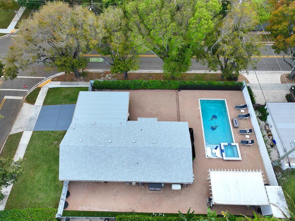 9,237 SF Lot