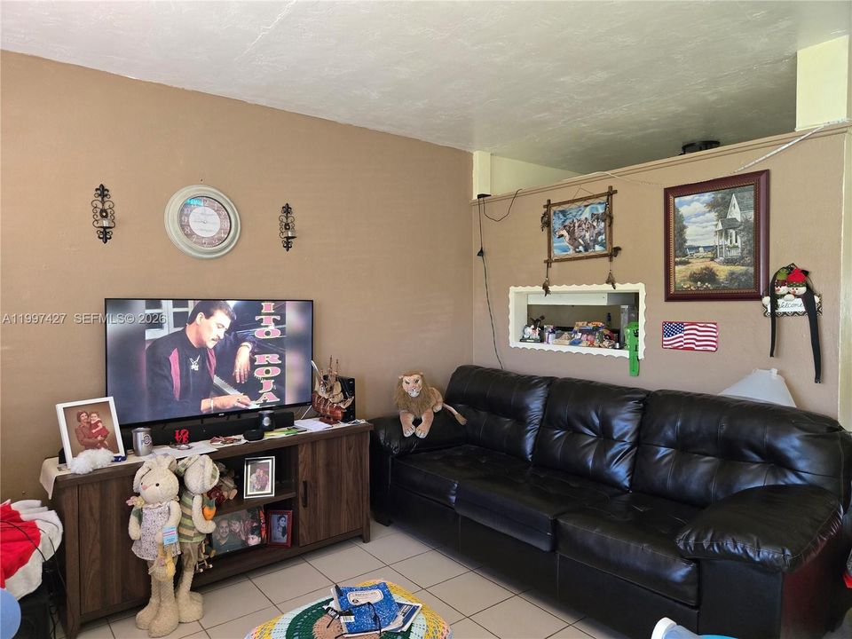 En Venta: $140,000 (1 camas, 1 baños, 625 Pies cuadrados)