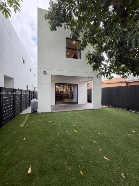 For Sale: $1,100,000 (4 beds, 4 baths, 4436 Square Feet)