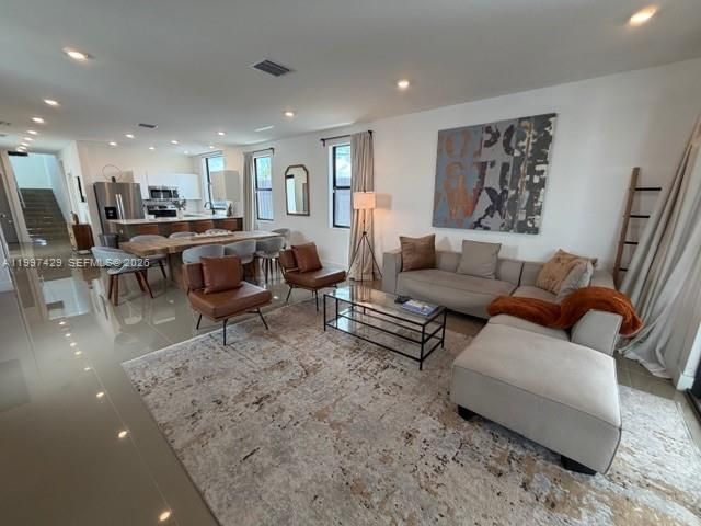 For Sale: $1,100,000 (4 beds, 4 baths, 4436 Square Feet)