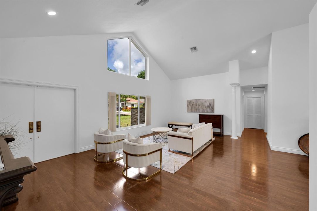 4320 Saint Charles Way Boca Raton 00024