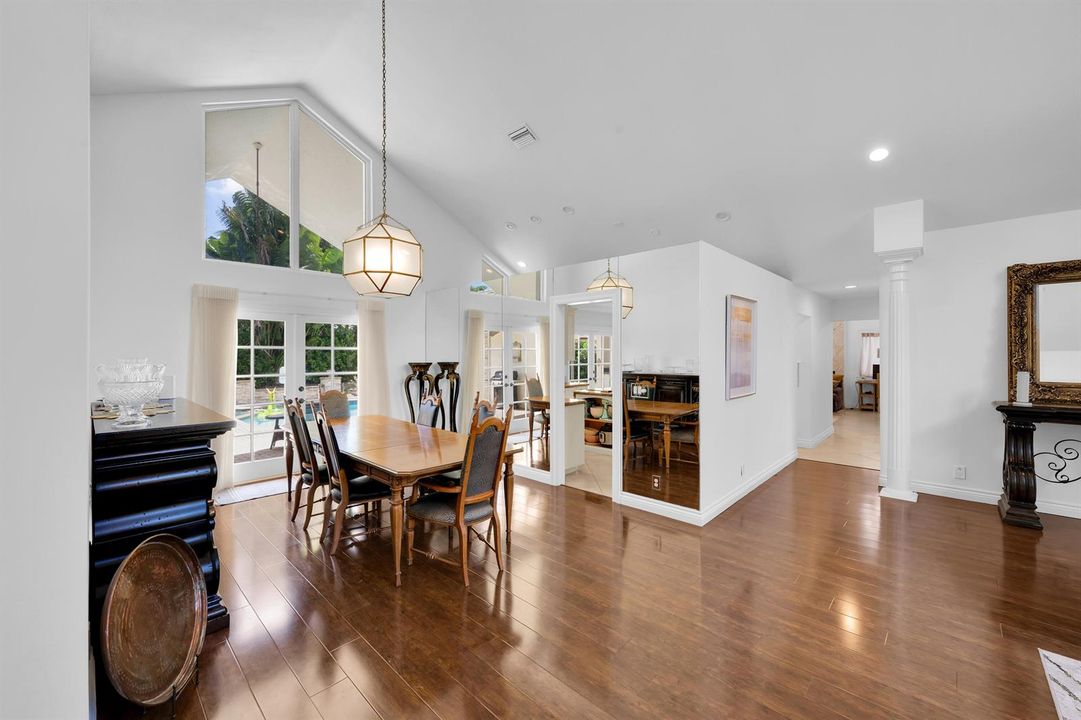 4320 Saint Charles Way Boca Raton 00029