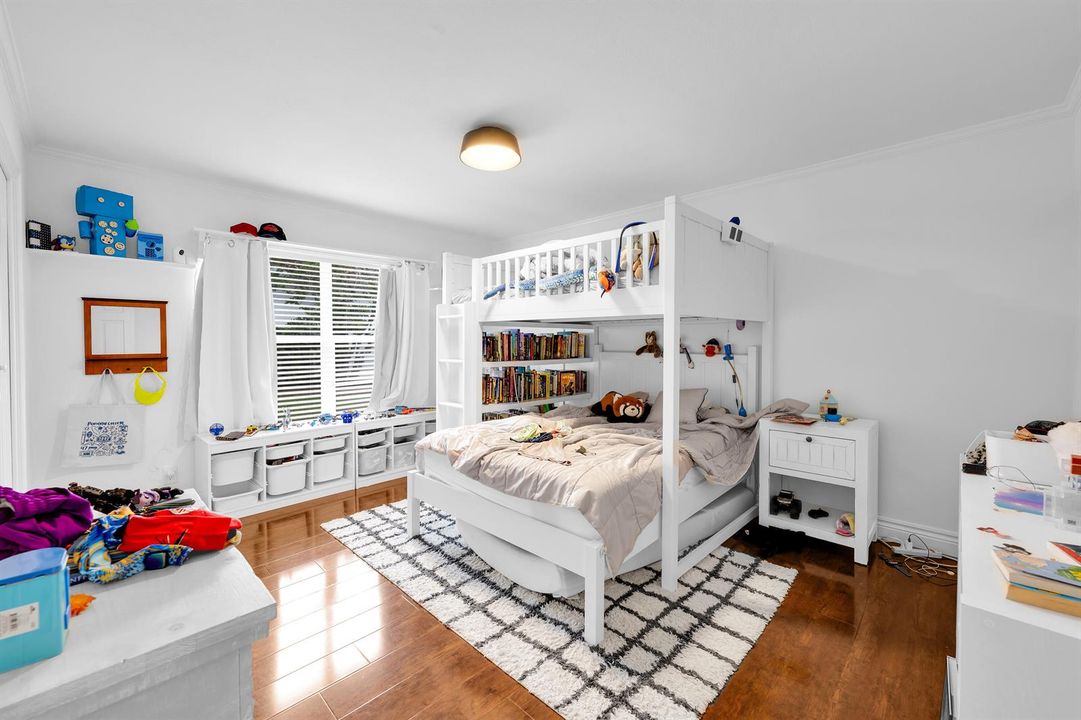 4320 Saint Charles Way Boca Raton 00048