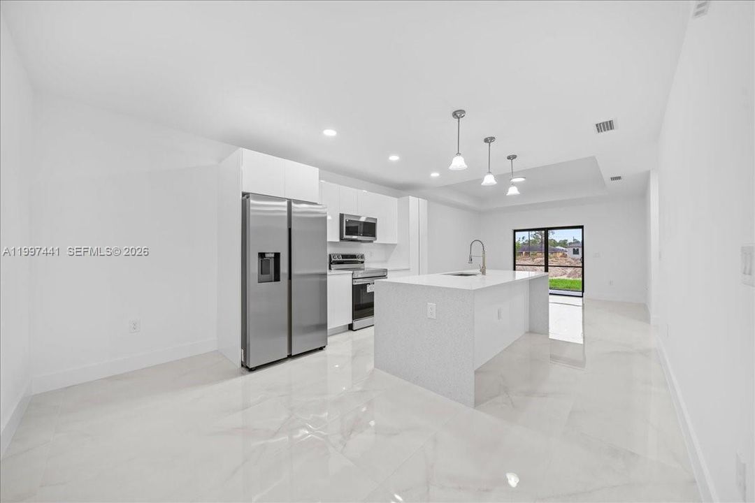 Active With Contract: $475,000 (0 beds, 0 baths, 0 Square Feet)