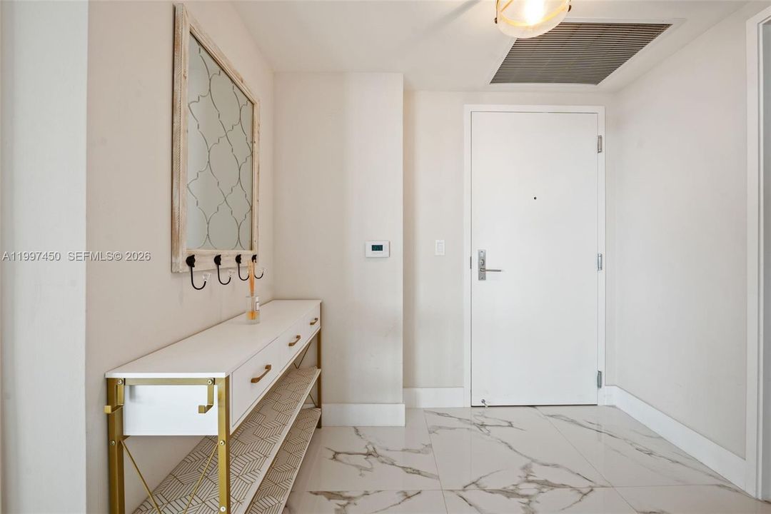 For Sale: $1,980,000 (3 beds, 3 baths, 1892 Square Feet)