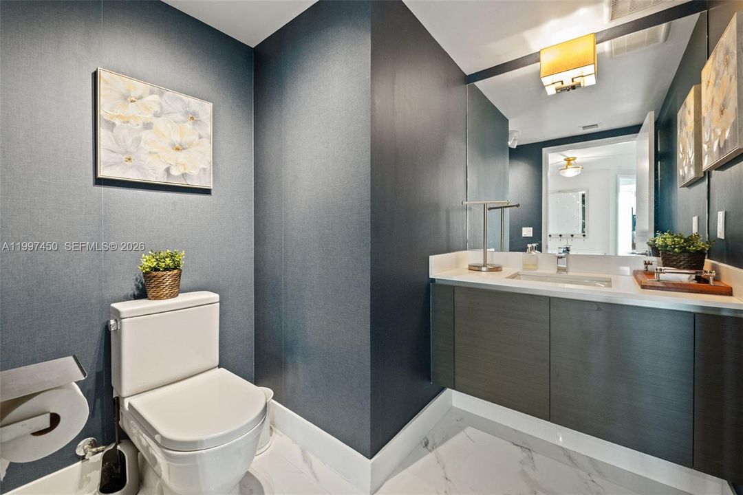 For Sale: $1,980,000 (3 beds, 3 baths, 1892 Square Feet)