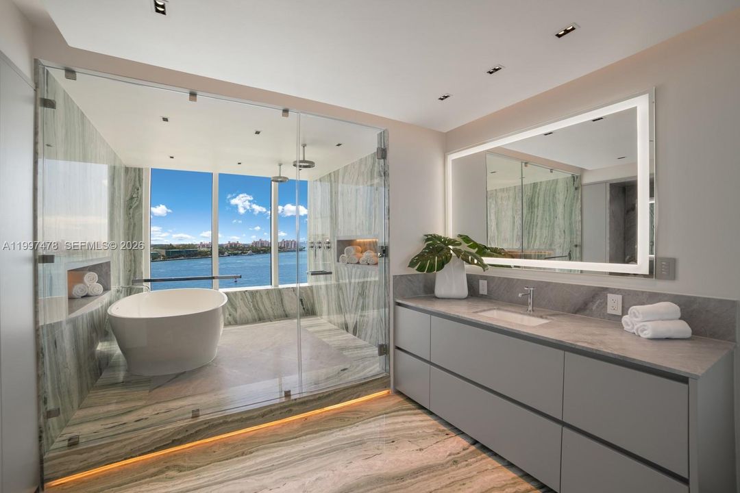 For Sale: $9,999,999 (3 beds, 3 baths, 3365 Square Feet)