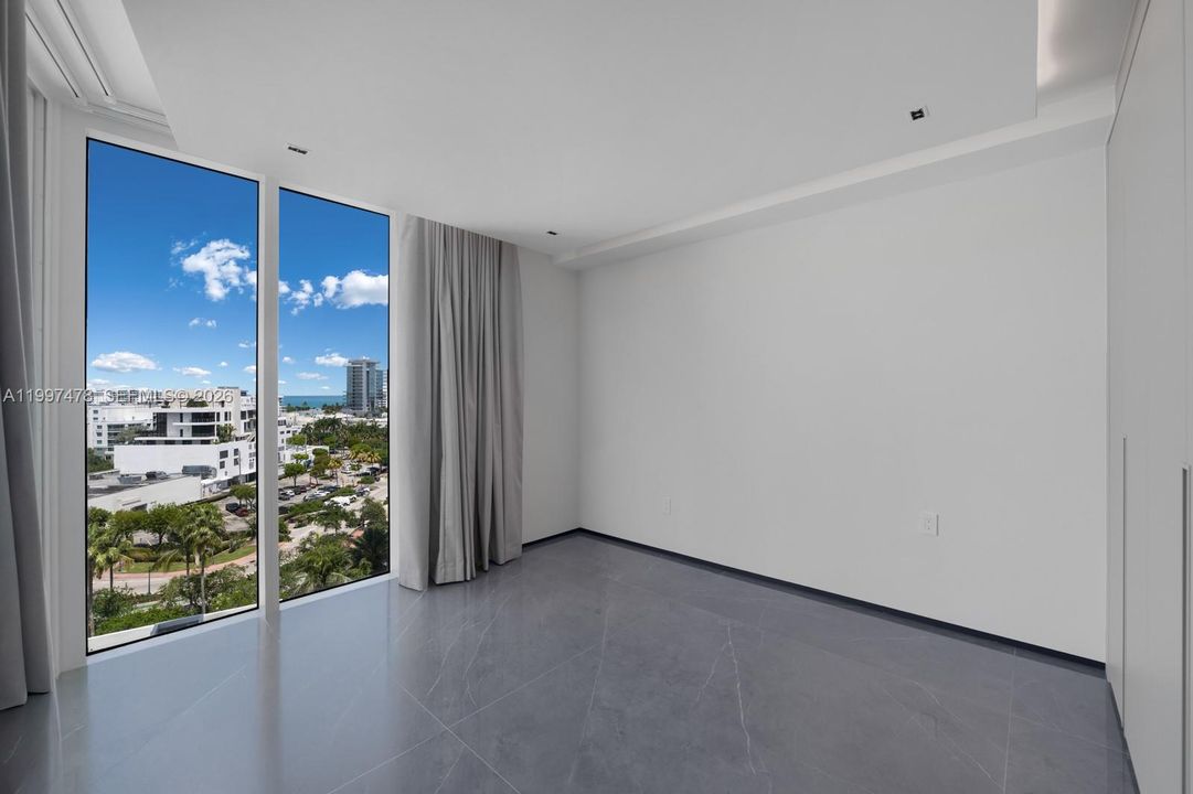 For Sale: $9,999,999 (3 beds, 3 baths, 3365 Square Feet)