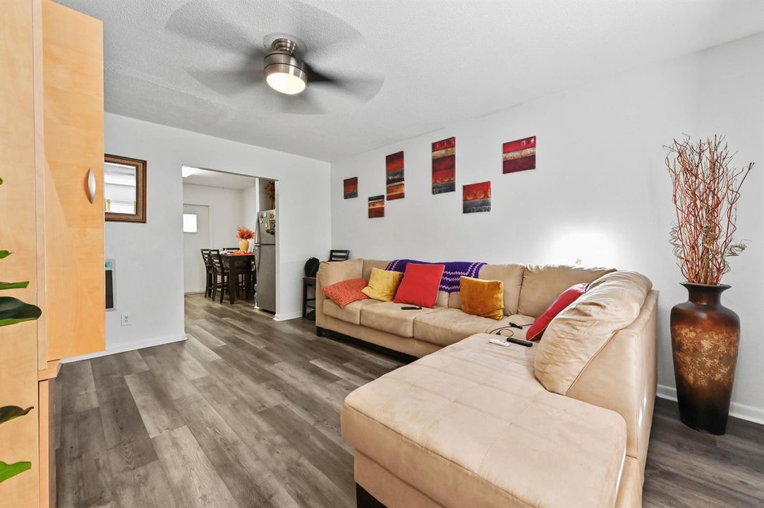 40 Living room 01