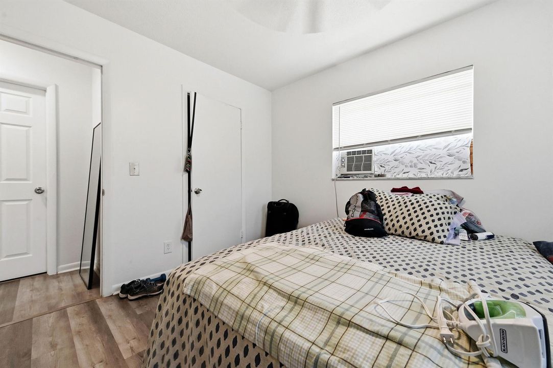 51 Bedroom 04
