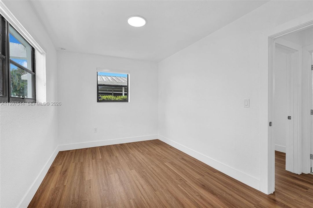 На продажу: $549,000 (3 спален, 2 ванн, 1278 Квадратных фут)