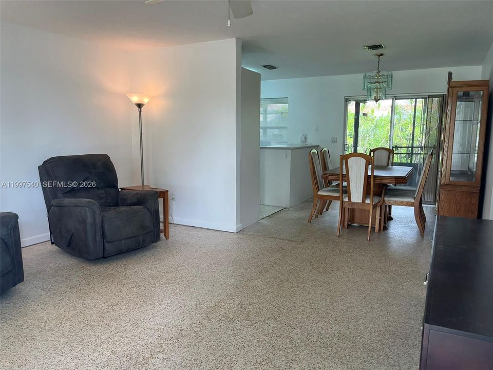 Active With Contract: $699,000 (3 beds, 1 baths, 1449 Square Feet)
