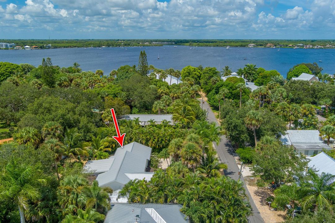 547 SW Riverview St, Stuart, FL 34994-1