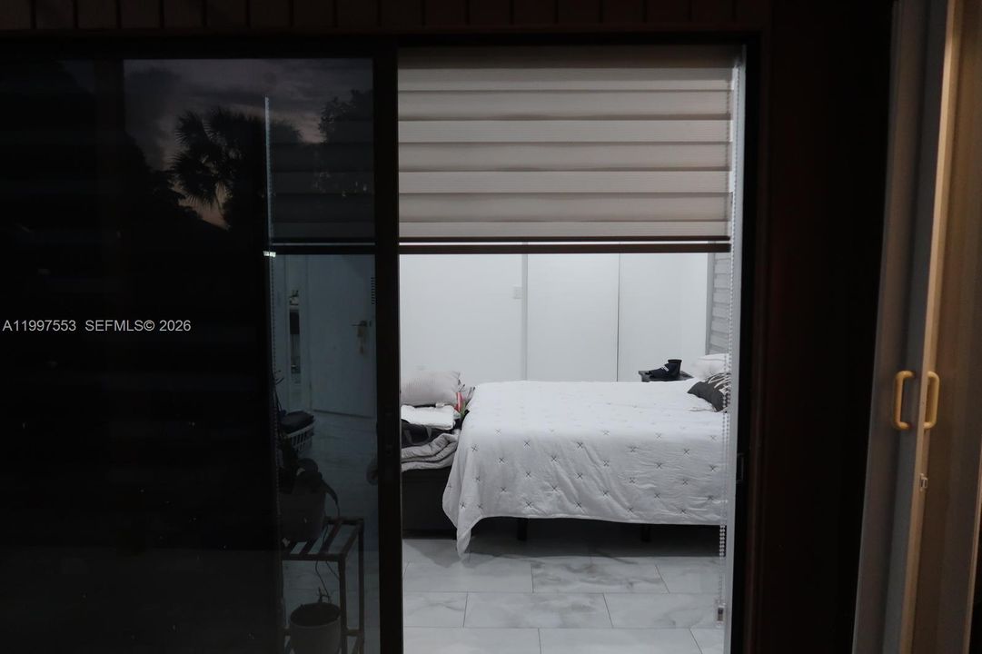 Activo con contrato: $275,000 (3 camas, 2 baños, 1359 Pies cuadrados)