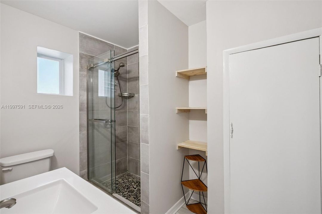 Active With Contract: $309,950 (3 beds, 3 baths, 0 Square Feet)