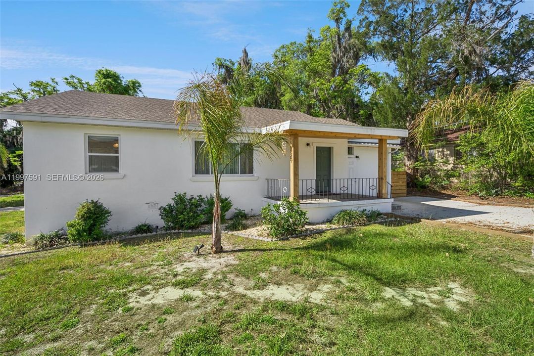 Active With Contract: $309,950 (3 beds, 3 baths, 0 Square Feet)